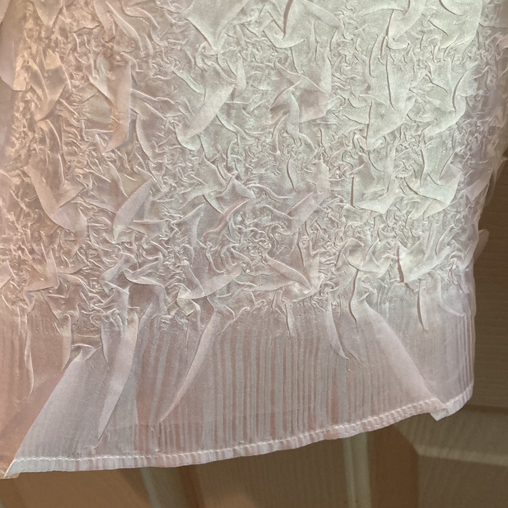 NWOT White Textured Button-Up Blouse - Picture 4 of 6